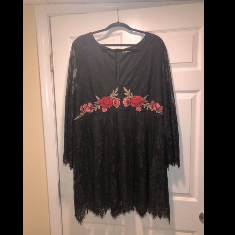 4X SHEIN black lace mid thigh dress